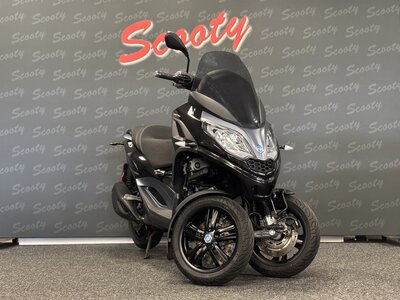 Piaggio MP3 300 hpe - Motorscooter