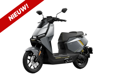 niu fqix 150 zilver