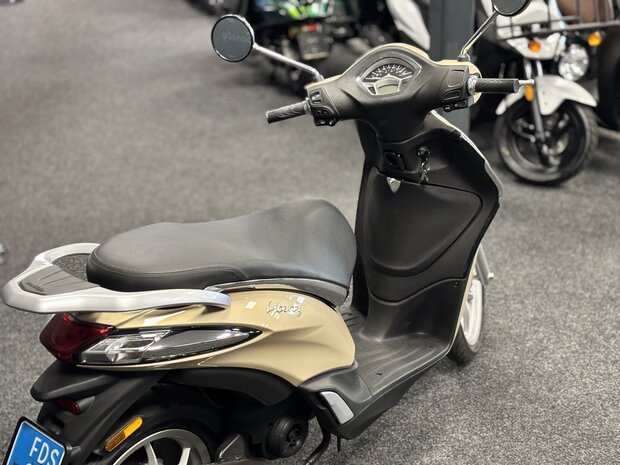 Piaggio Liberty Beige 25km