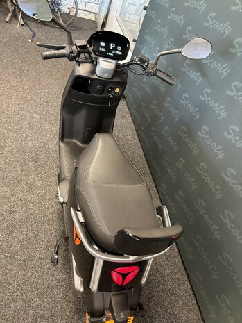 Yadea E8S 45km/h