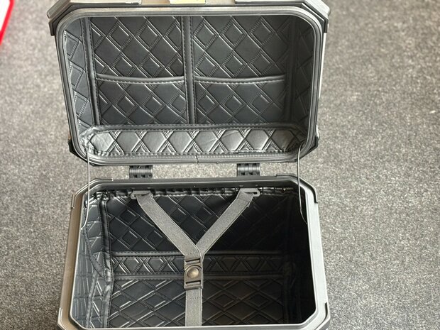 Feiyade aluminium topkoffer zwart
