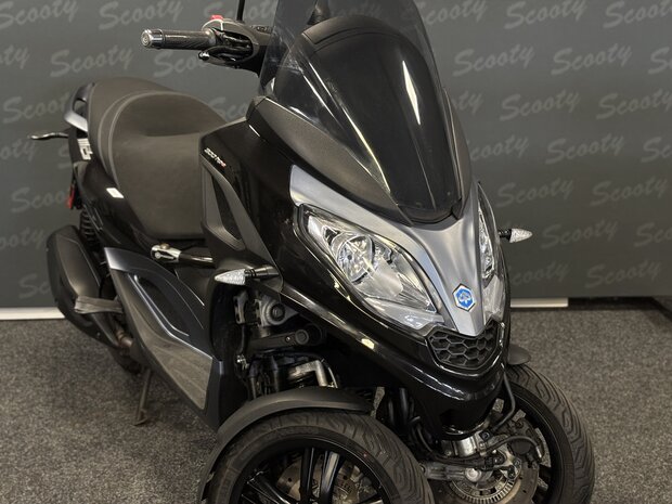 Piaggio MP3 300 hpe - Motorscooter