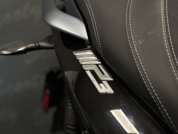 Piaggio MP3 300 hpe - Motorscooter