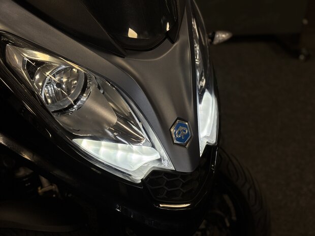 Piaggio MP3 300 hpe - Motorscooter