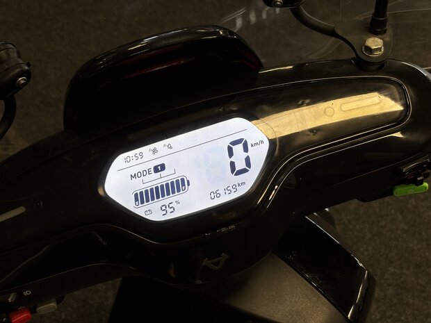 NIU M+ 25km/h