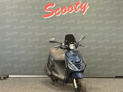 Piaggio Zip 45km/h Piaggio Zip 45km/h